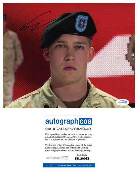 Joe Alwyn Billy Lynn Signed Autograph 8x10 Photo ACOA