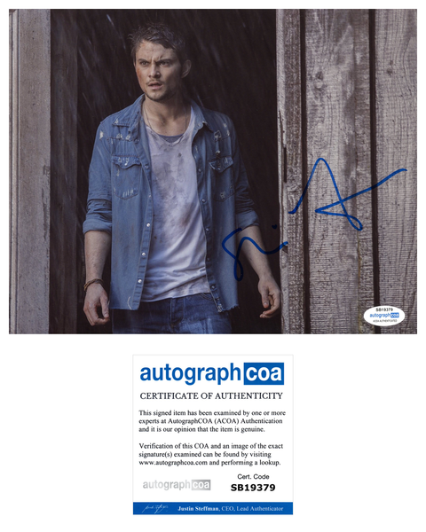 Shiloh Fernandez Evil Dead Signed Autograph 8x10 Photo ACOA