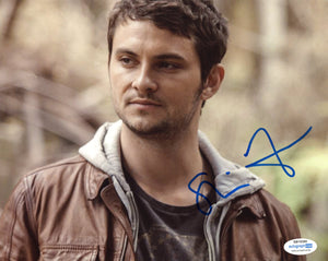 Shiloh Fernandez Evil Dead Signed Autograph 8x10 Photo ACOA