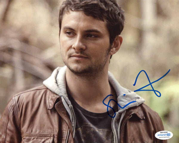 Shiloh Fernandez Evil Dead Signed Autograph 8x10 Photo ACOA