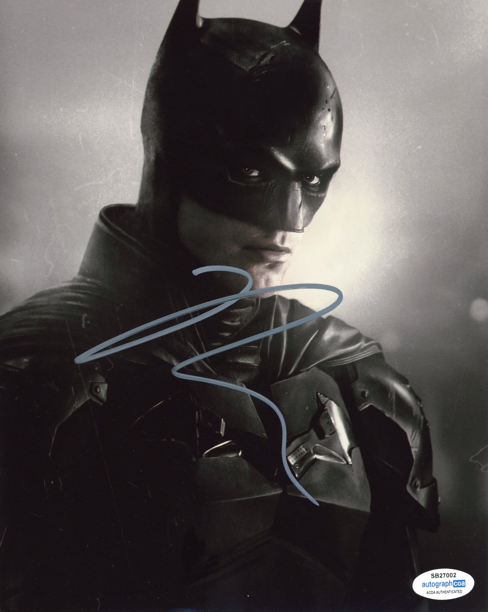 Robert Pattinson The Batman Signed Autograph 8x10 Photo ACOA