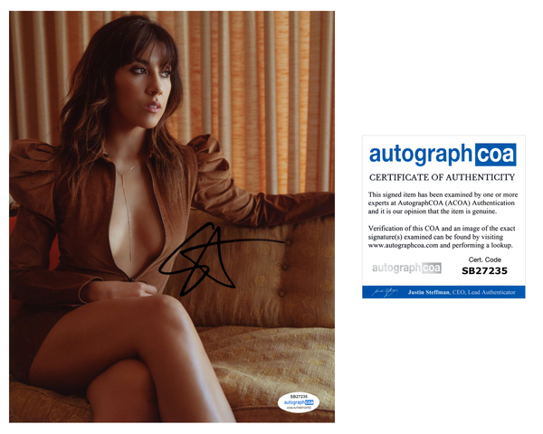 Stephanie Beatriz Encanto Signed Autograph 8x10 Photo ACOA