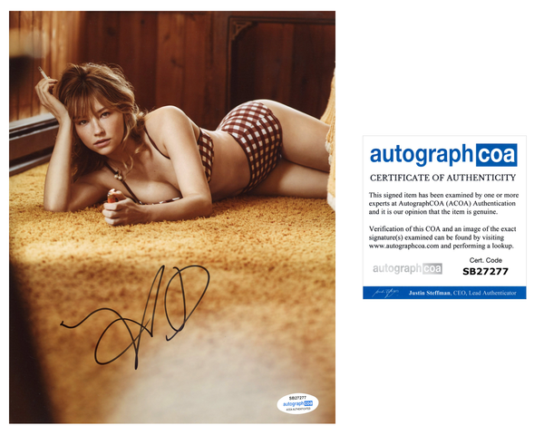 Haley Bennett Sexy Signed Autograph 8x10 Photo ACOA