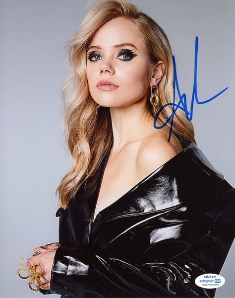 Annalisa Cochrane One of Us is Lying Signed Autograph 8x10 Photo ACOA