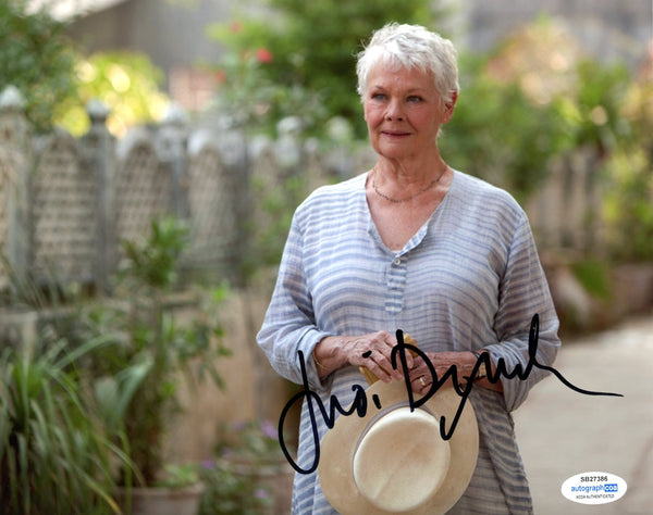 Judi Dench Exotic Marigold Signed Autograph 8x10 Photo ACOA