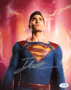 Tyler Hoechlin Superman and Lois Signed Autograph 8x10 Photo ACOA