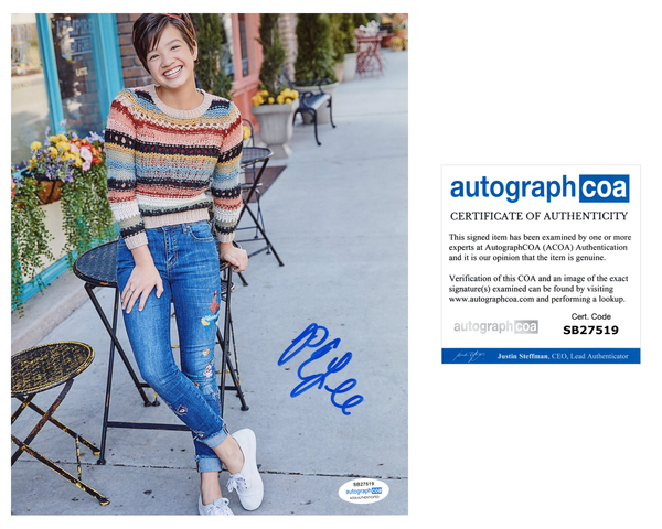 Peyton Elizabeth Lee Doogie Kamealoha Signed Autograph 8x10 Photo ACOA