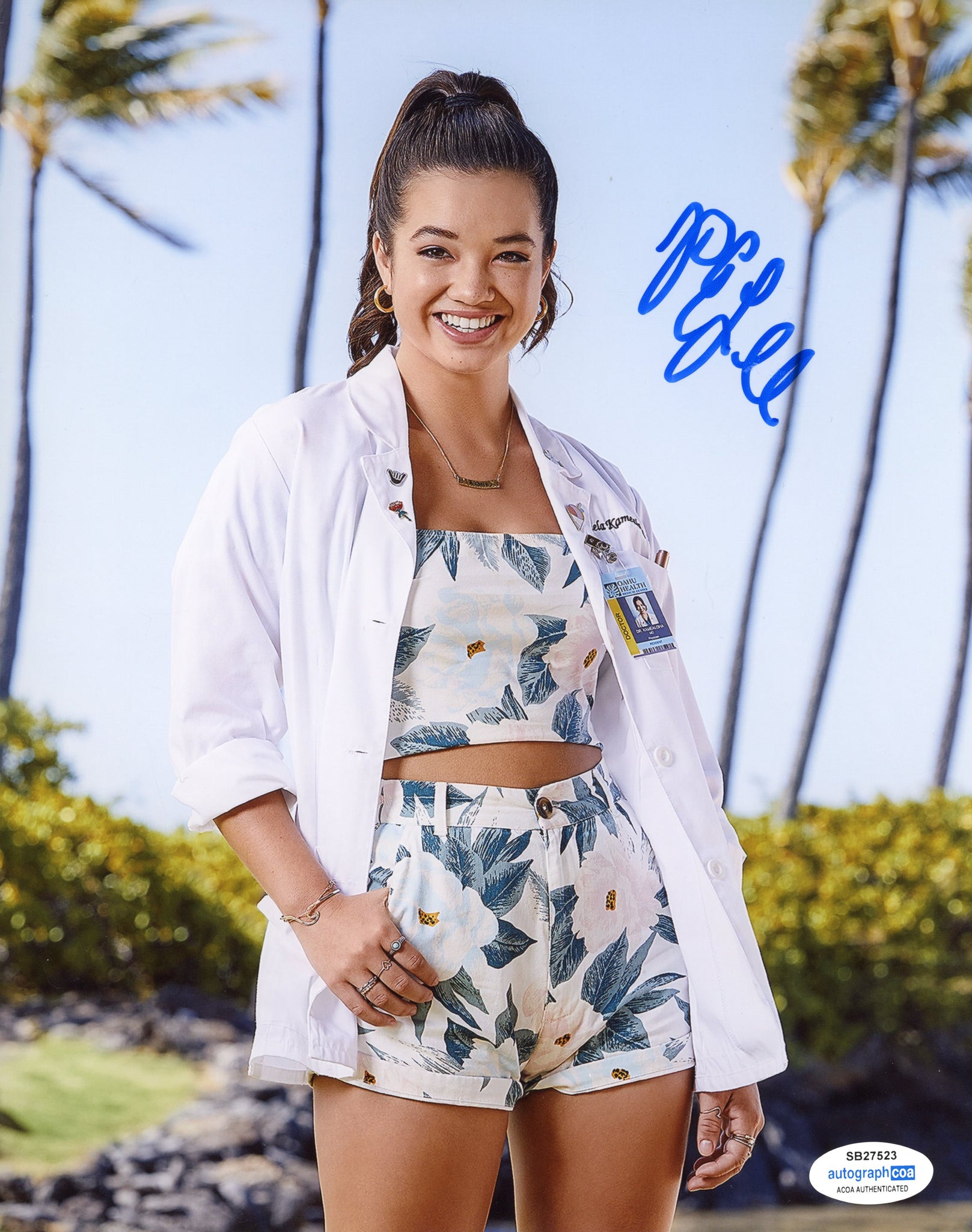 Peyton Elizabeth Lee Doogie Kamealoha Signed Autograph 8x10 Photo ACOA