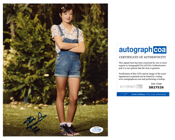 Peyton Elizabeth Lee Doogie Kamealoha Signed Autograph 8x10 Photo ACOA