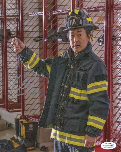 Kenneth Choi 9-1-1 Chimney Signed Autograph 8x10 Photo ACOA