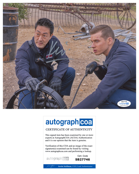 Kenneth Choi 9-1-1 Chimney Signed Autograph 8x10 Photo ACOA