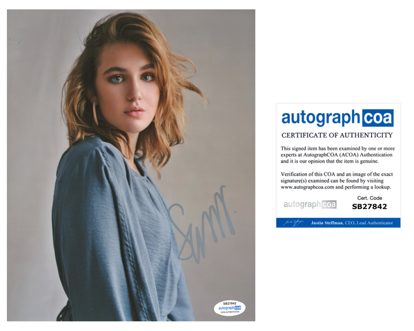 Sophie Nelisse Sexy Yellowjackets Signed Autograph 8x10 Photo ACOA