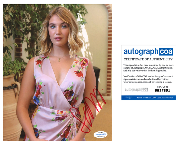 Sophie Nelisse Sexy Yellowjackets Signed Autograph 8x10 Photo ACOA