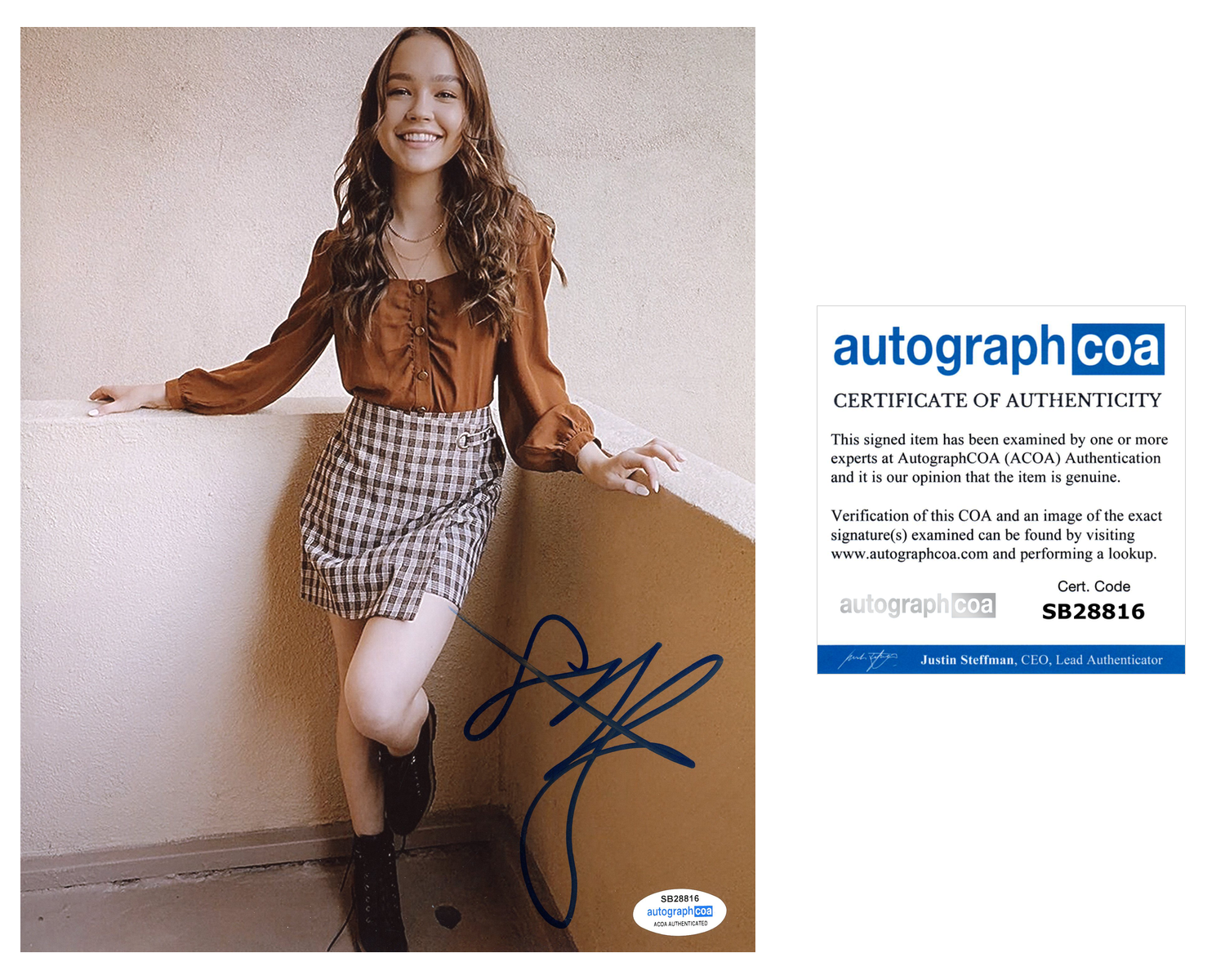 Sadie Stanley Sexy Signed Autograph 8x10 Photo ACOA– Outlaw