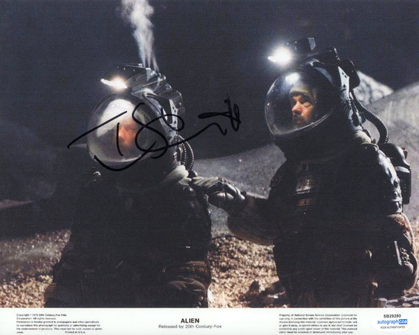 Tom Skerritt Alien Signed Autograph 8x10 Photo ACOA