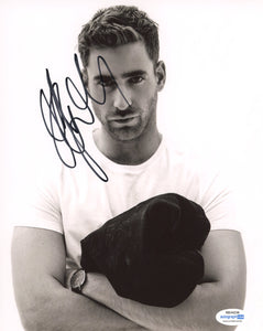 Oliver Jackson Cohen Invisible Man Signed Autograph 8x10 Photo ACOA