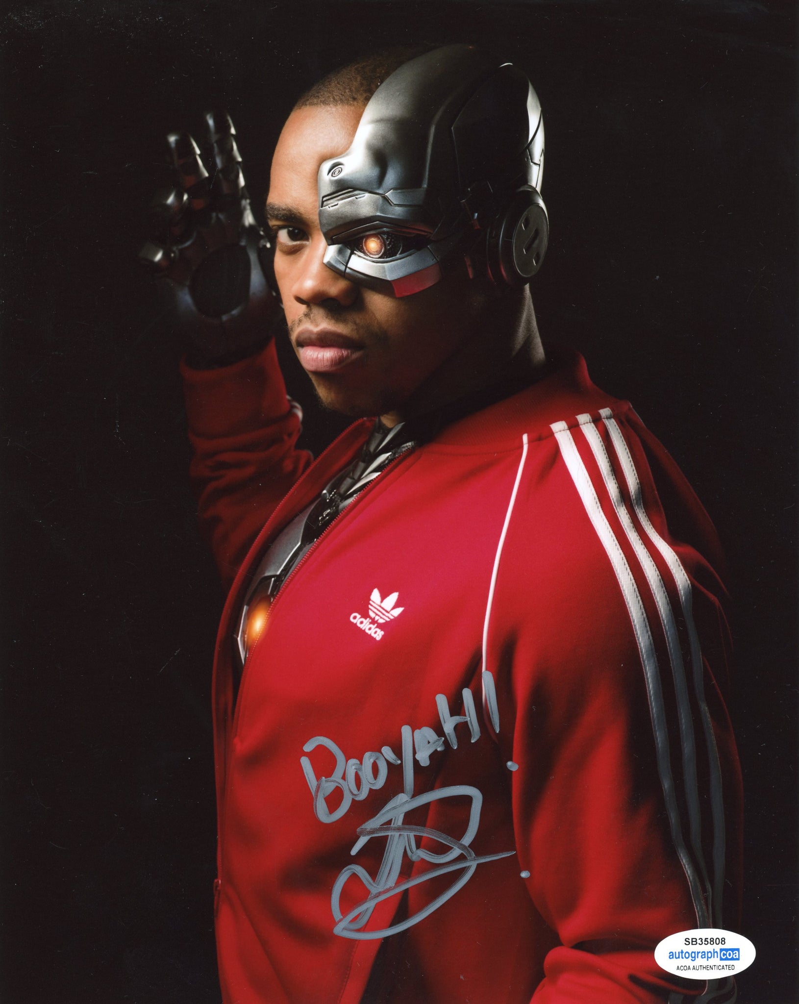 Joivan Wade Doom Patrol Signed Autograph 8x10 Photo ACOA