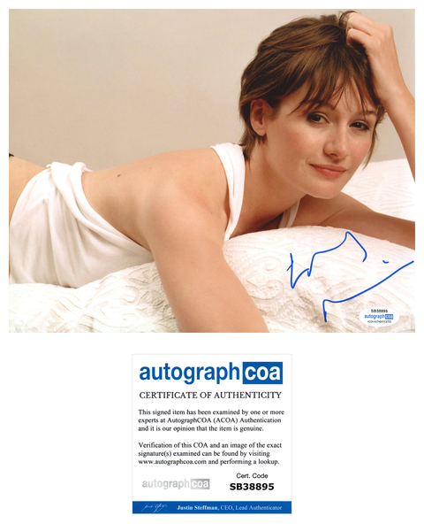 Emily Mortimer Sexy Signed Autograph 8x10 Photo ACOA