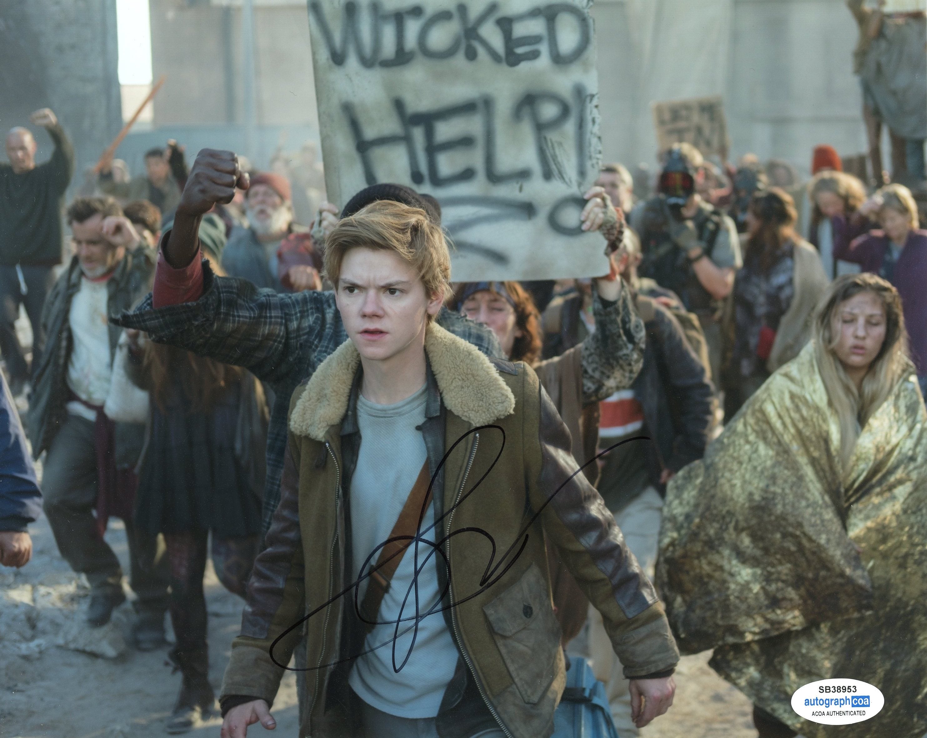 Thomas Brodie Sangster Maze Runner Signed Autograph 8x10 Photo ACOA, image size:2967x2361