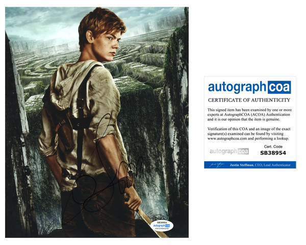 Thomas Brodie Sangster Maze Runner Signed Autograph 8x10 Photo ACOA