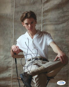 Thomas Brodie Sangster Maze Runner Signed Autograph 8x10 Photo ACOA