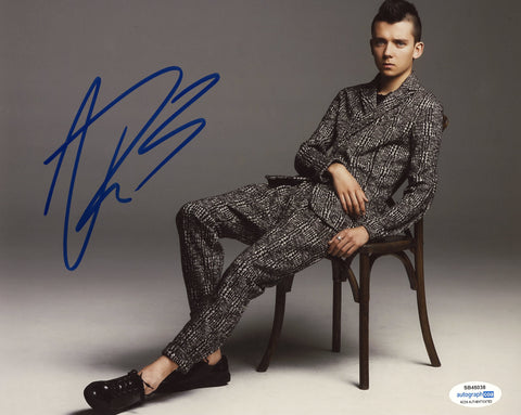 Asa Butterfield Miss Peregrine Signed Autograph 8x10 Photo ACOA