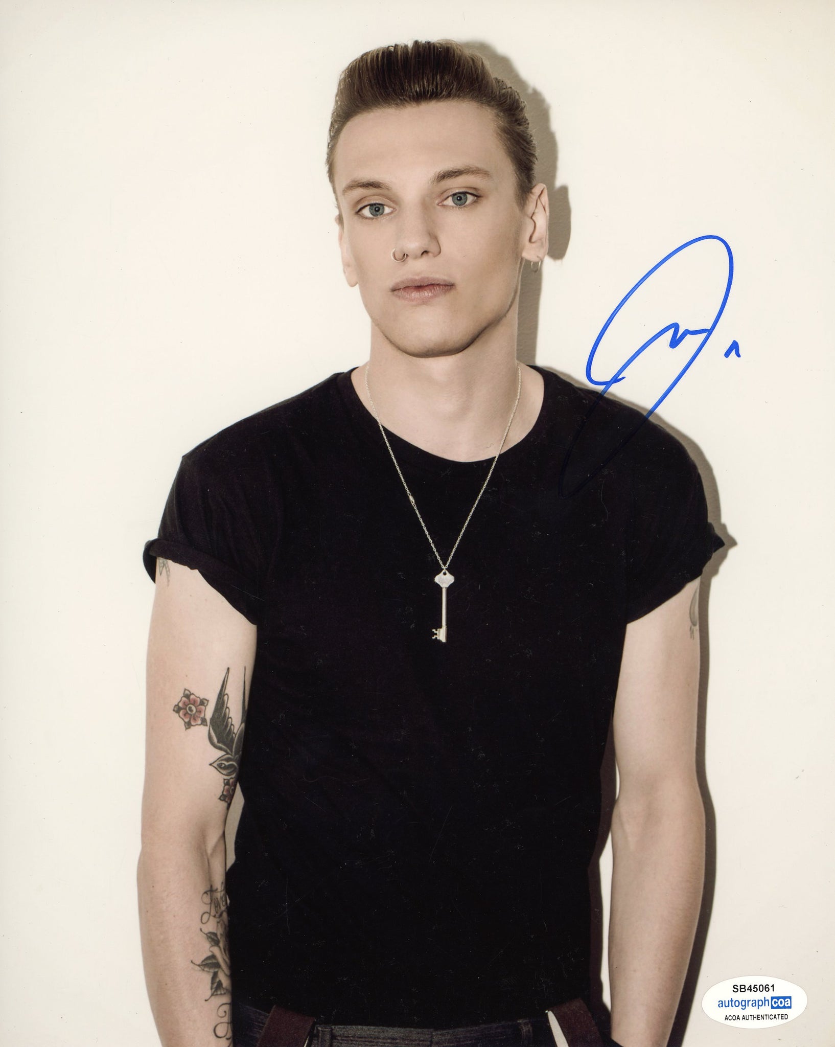 Jamie Campbell Bower Stranger Things Signed Autograph 8x10 Photo ACOA