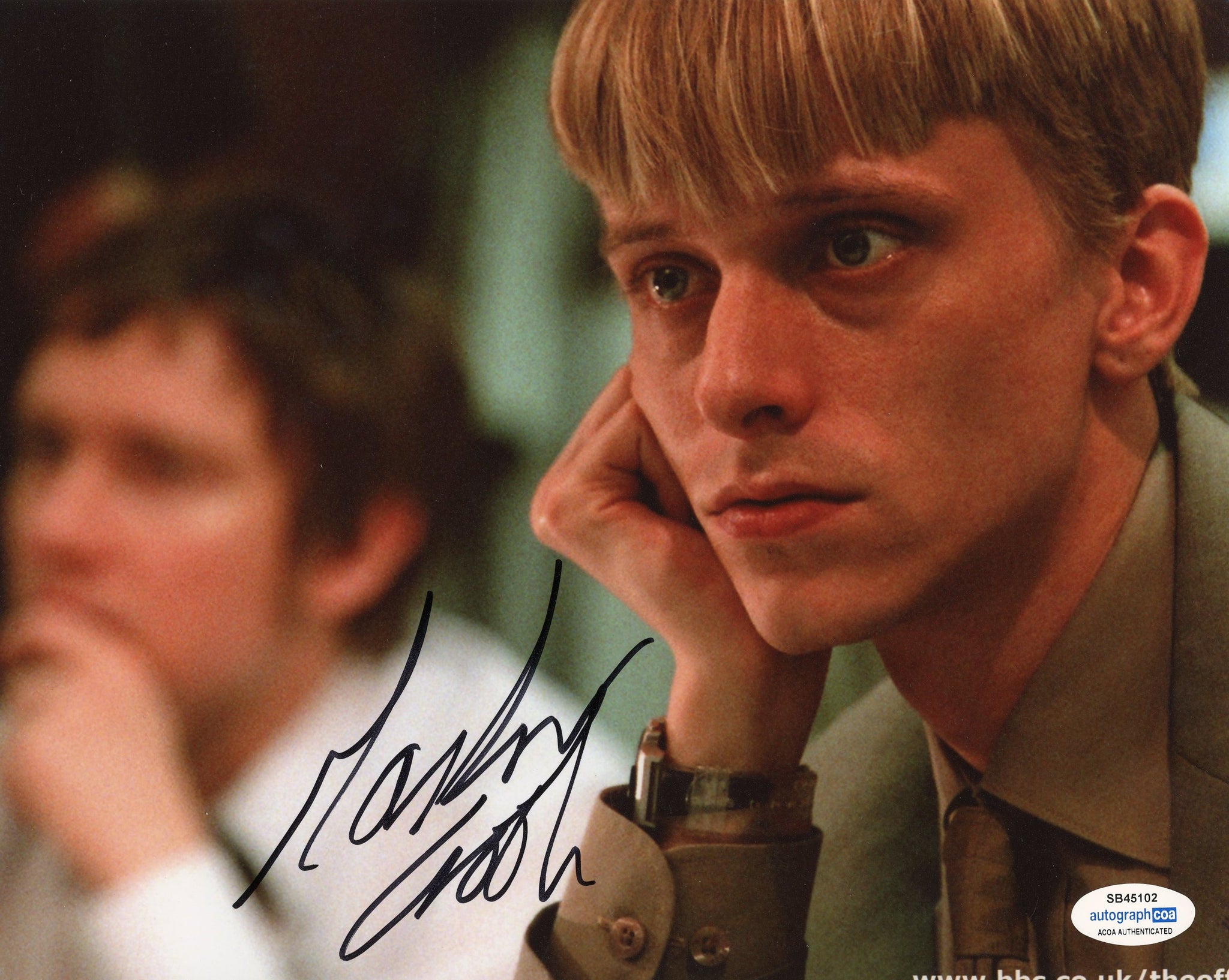 Mackenzie Crook The Office Signed Autograph 8x10 Photo ACOA