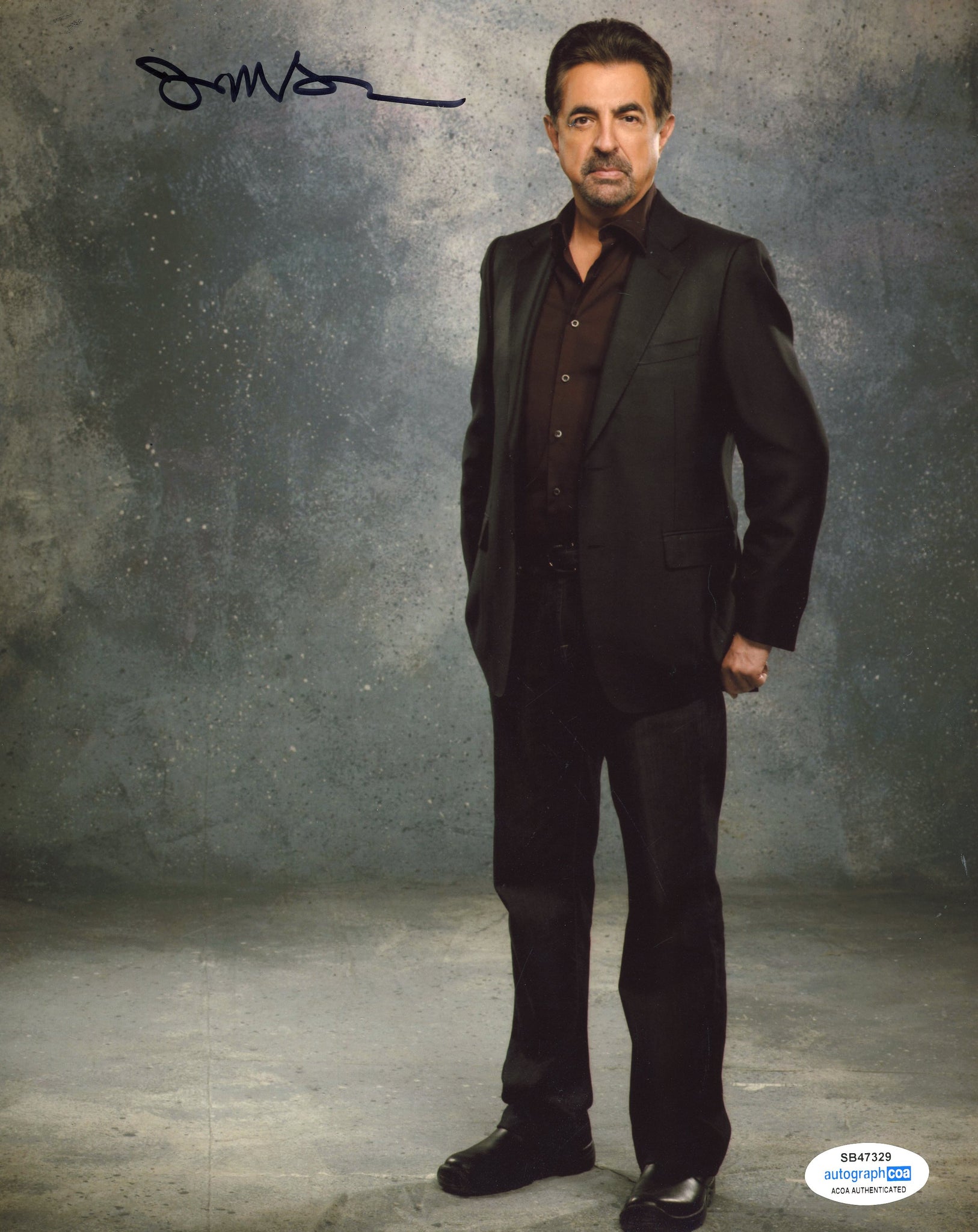 Joe Mantegna Criminal Minds Signed Autograph 8x10 Photo ACOA