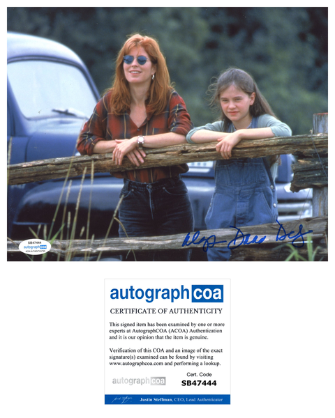 Dana Delany Fly Away Home Signed Autograph 8x10 Photo ACOA