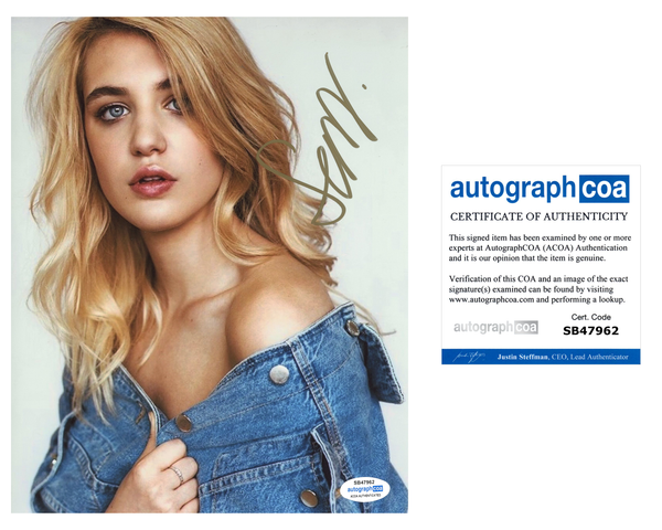 Sophie Nelisse Yellowjackets Signed Autograph 8x10 Photo ACOA