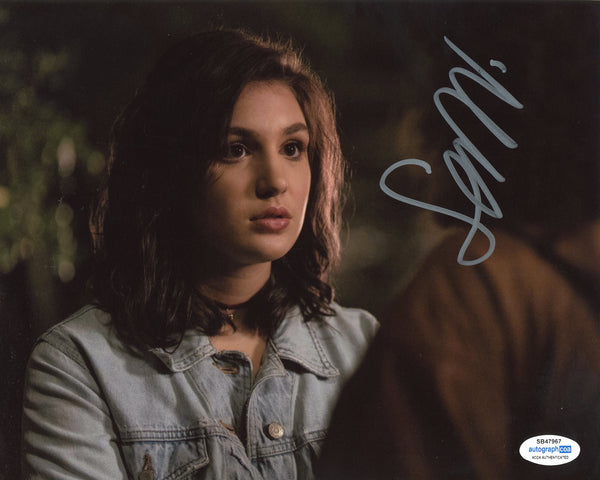 Sophie Nelisse Yellowjackets Signed Autograph 8x10 Photo ACOA