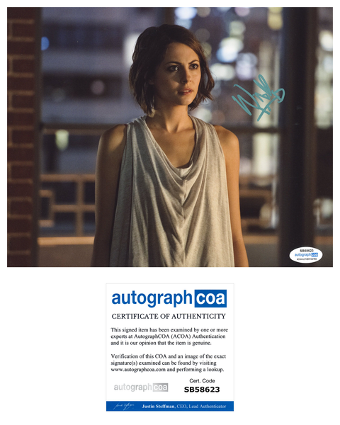 Willa Holland Arrow Signed Autograph 8x10 Photo ACOA