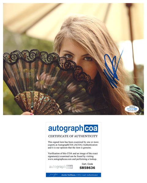 Willa Holland Arrow Signed Autograph 8x10 Photo ACOA