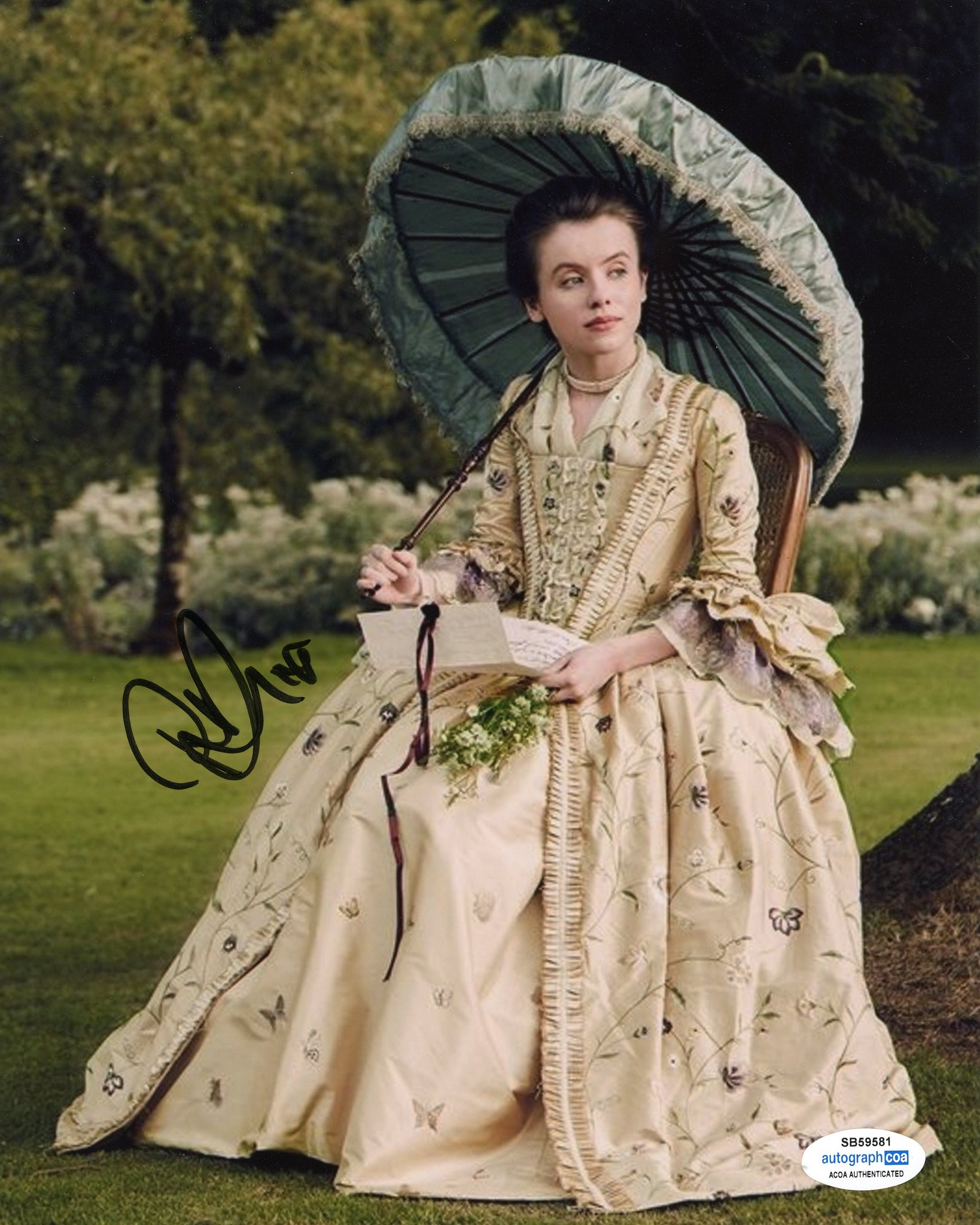 Rosie Day Outlander Signed Autograph 8x10 Photo ACOA