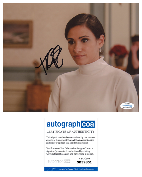 Tiffany Smith Harry Meghan signed Autograph 8x10 Photo ACOA