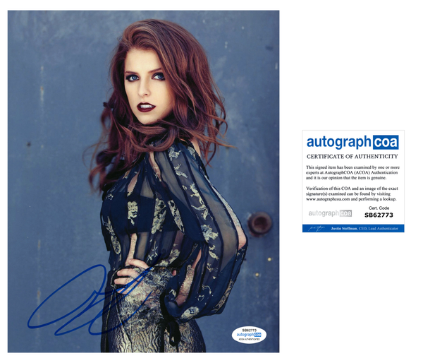 Anna Kendrick Sexy Signed Autograph 8x10 Photo ACOA