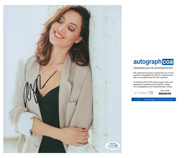 Aubrey Plaza Sexy Signed Autograph 8x10 Photo ACOA