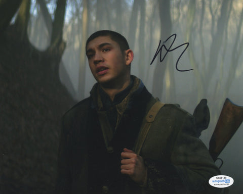 Archie Renaux Shadow and Bone Signed Autograph 8x10 Photo ACOA