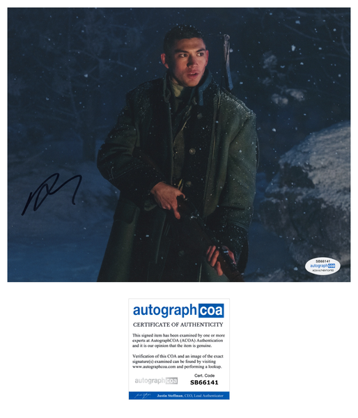 Archie Renaux Shadow and Bone Signed Autograph 8x10 Photo ACOA