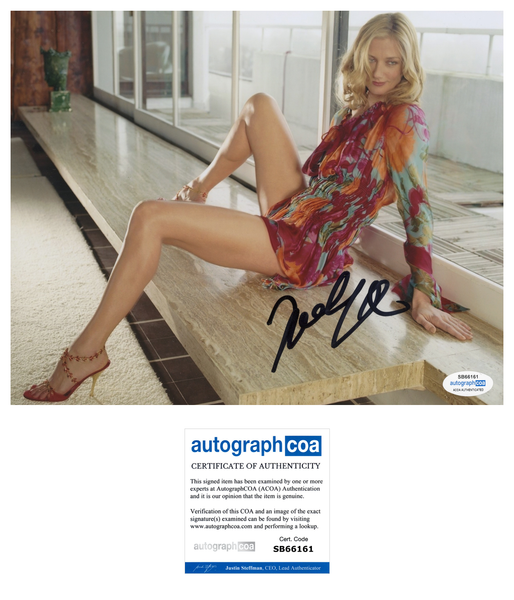 Joely Richardson Nip Tuck Signed Autograph 8x10 Photo ACOA