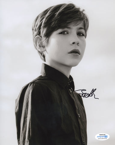 Jacob Tremblay Signed Autograph 8x10 Photo ACOA