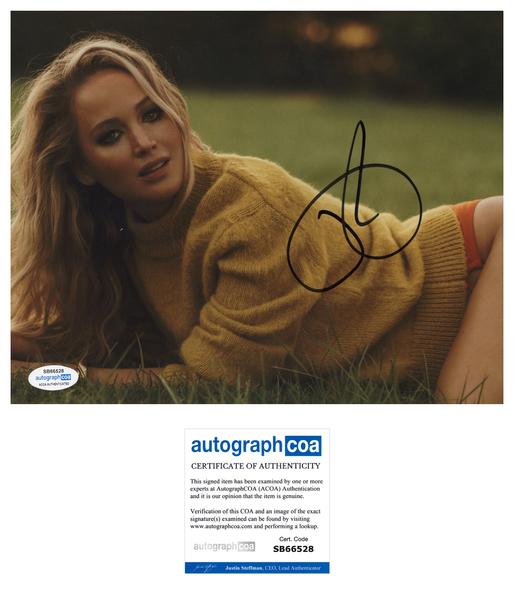 Jennifer Lawrence Sexy Signed Autograph 8x10 Photo ACOA