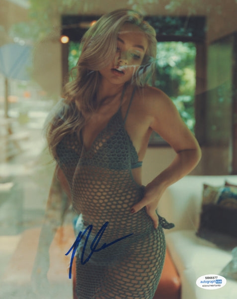 Natalie Lind Sexy Signed Autograph 8x10 Photo ACOA