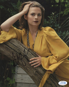 Hayley Atwell Sexy Signed Autograph 8x10 Photo ACOA