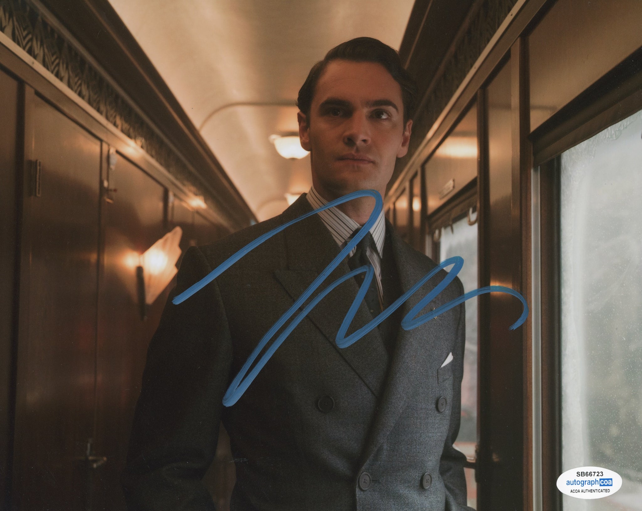 Tom Bateman Murder on the Orient Signed Autograph 8x10 Photo ACOA