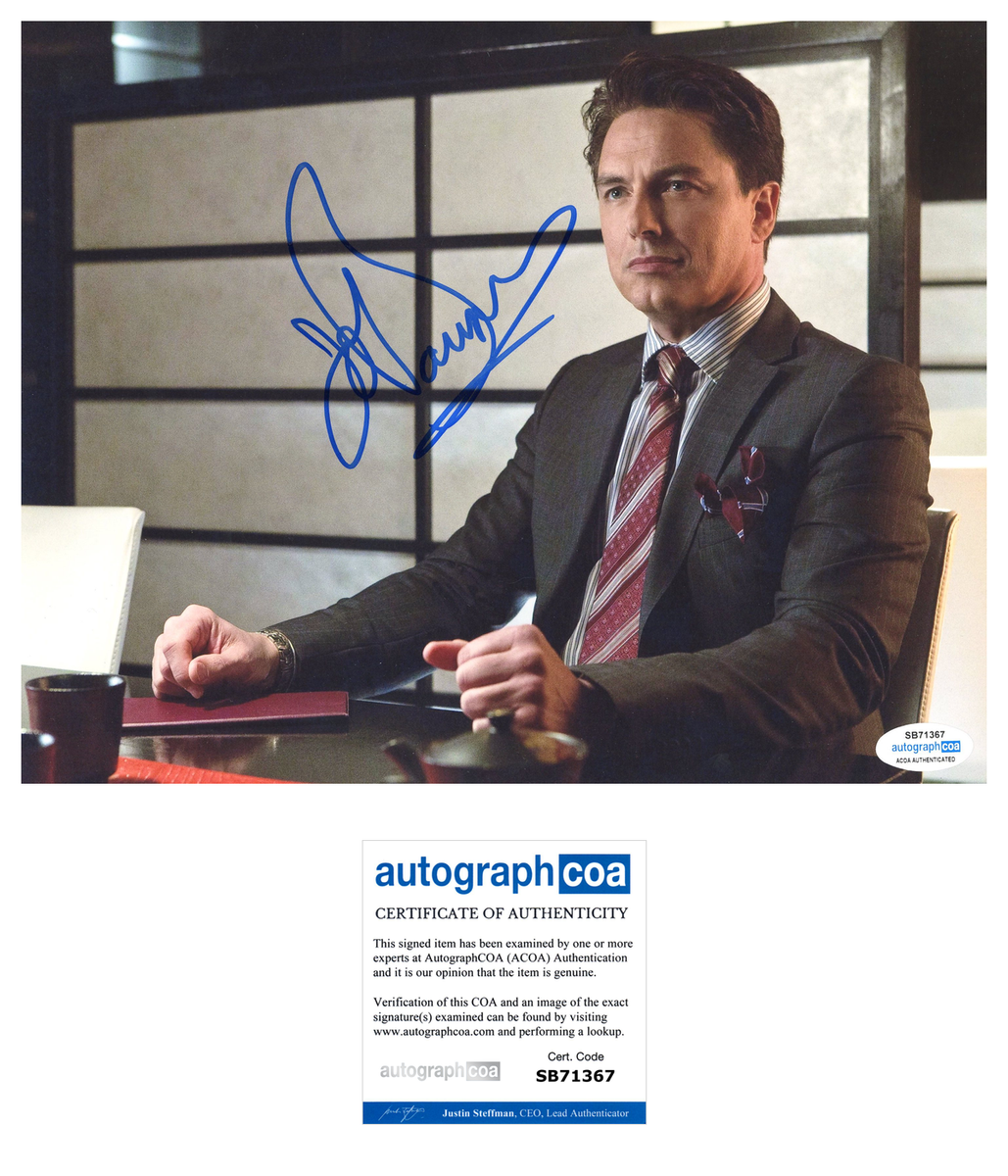 John Barrowman Arrow Signed Autograph 8x10 Photo ACOA | Outlaw Hobbies ...