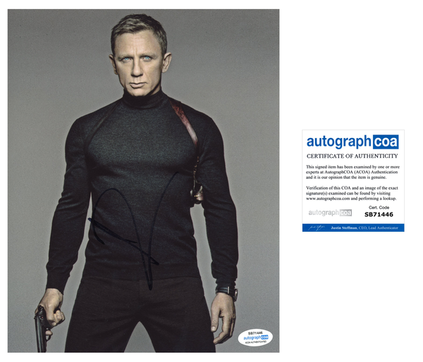 Daniel Craig Bond Signed Autograph 8x10 Photo ACOA