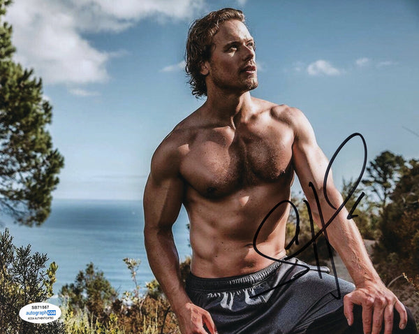 Sam Heughan Outlander Signed Autograph 8x10 Photo ACOA