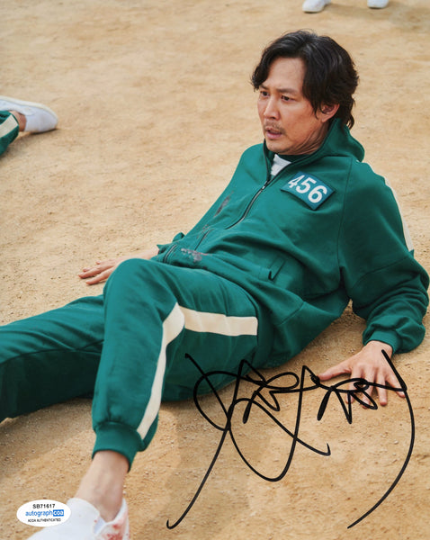 Lee Jung-Jae Squid Game Signed Autograph 8x10 Photo ACOA